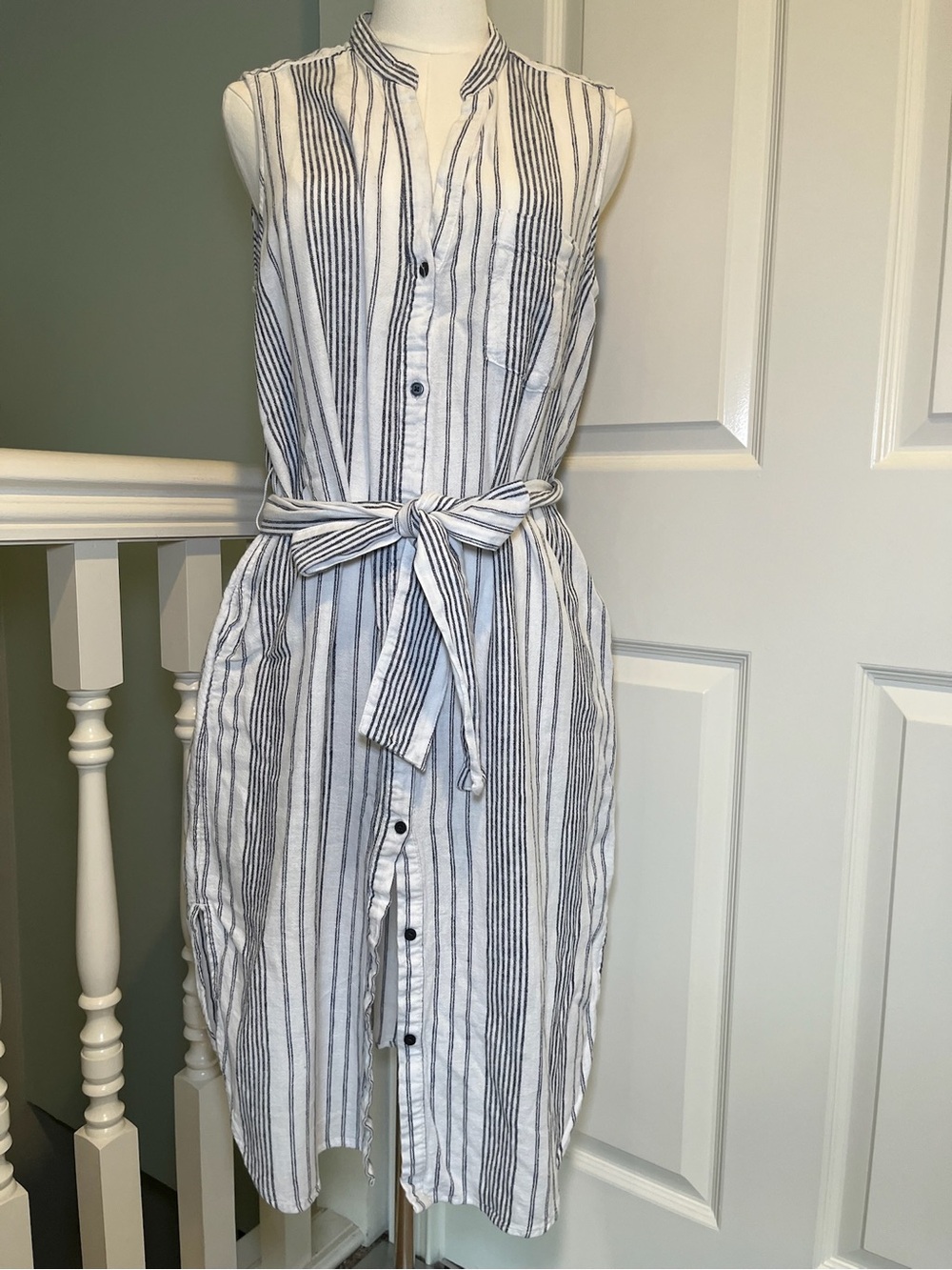 GAP White Sleeveless Midi Shirt Dress with Navy Vertical Stripes and Tie Waist